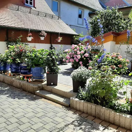 Ferienhaeuschen Rosi Brehm * Hollfeld