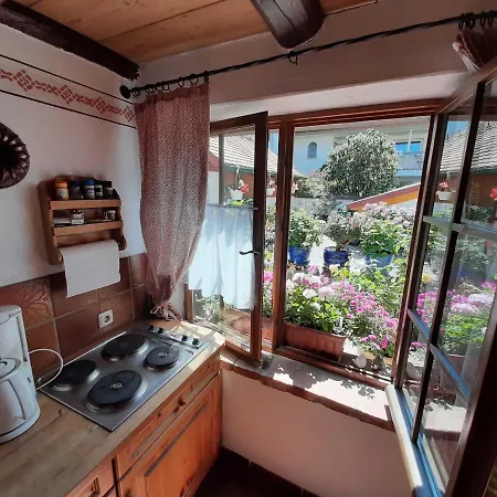 Apartman Ferienhaeuschen Rosi Brehm Hollfeld